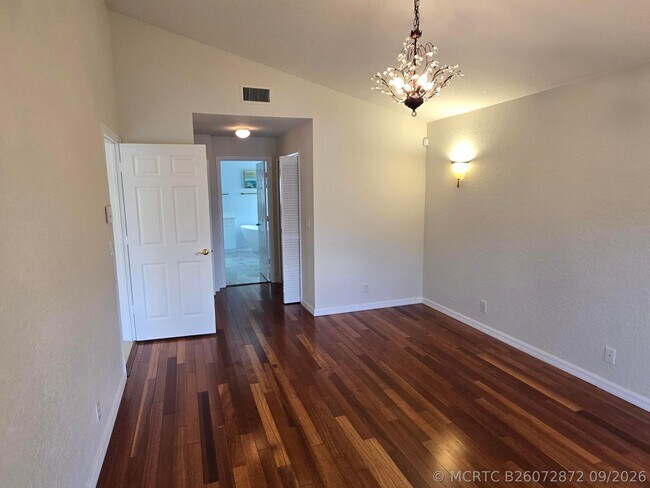 Building Photo - 22112 Altona Dr