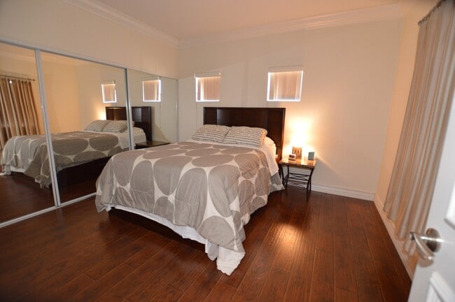 Building Photo - Meridian - Top-Floor 1 Bedroom | 1 Bath with City Views