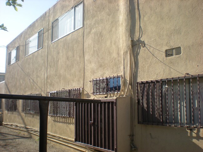 Building Photo - 5403 Blackwelder St