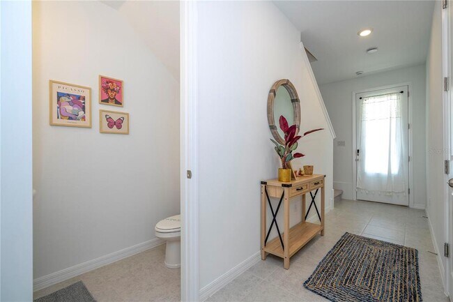 Building Photo - 686 Longboat Dr