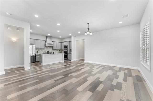 Building Photo - 7581 Sevie Ln