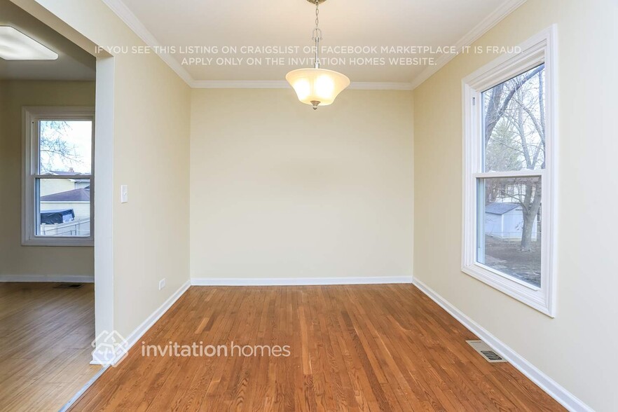 Building Photo - 137 Mayfield Dr