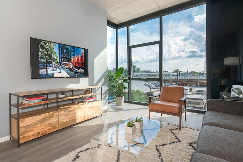 Building Photo - 2729 W Belden Ave