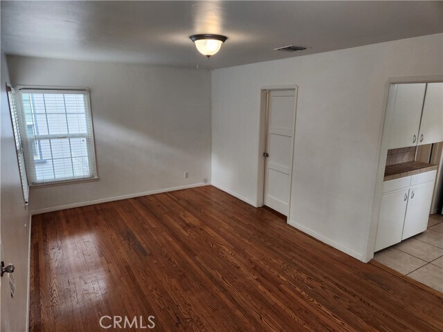 Building Photo - 3911 W Chandler Blvd