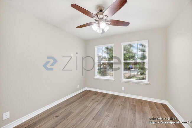 Building Photo - 8745 Ironwood Hill