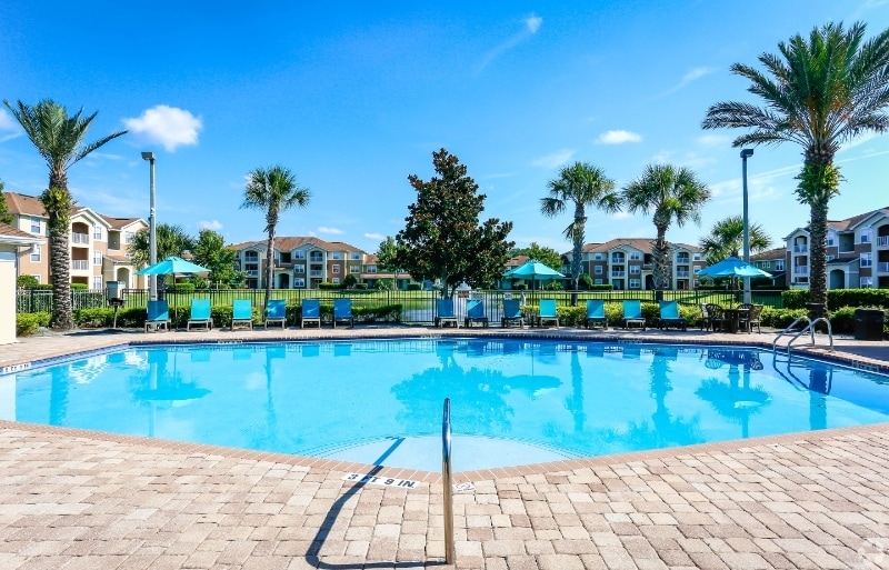 Building Photo - 5927 Lake Pointe Village Cir