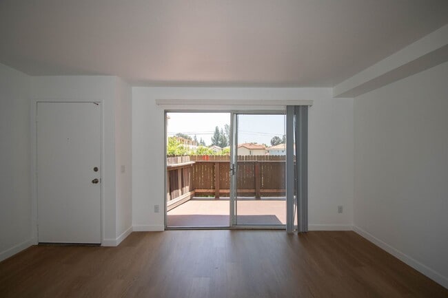 Interior Photo - Shadow Trails Apartments