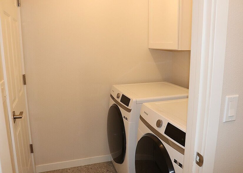 Building Photo - 3879 E Sweet Pea Ct