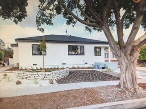 Building Photo - Charming Liberty Village home- 3BD, 2Ba- Available on 5/15