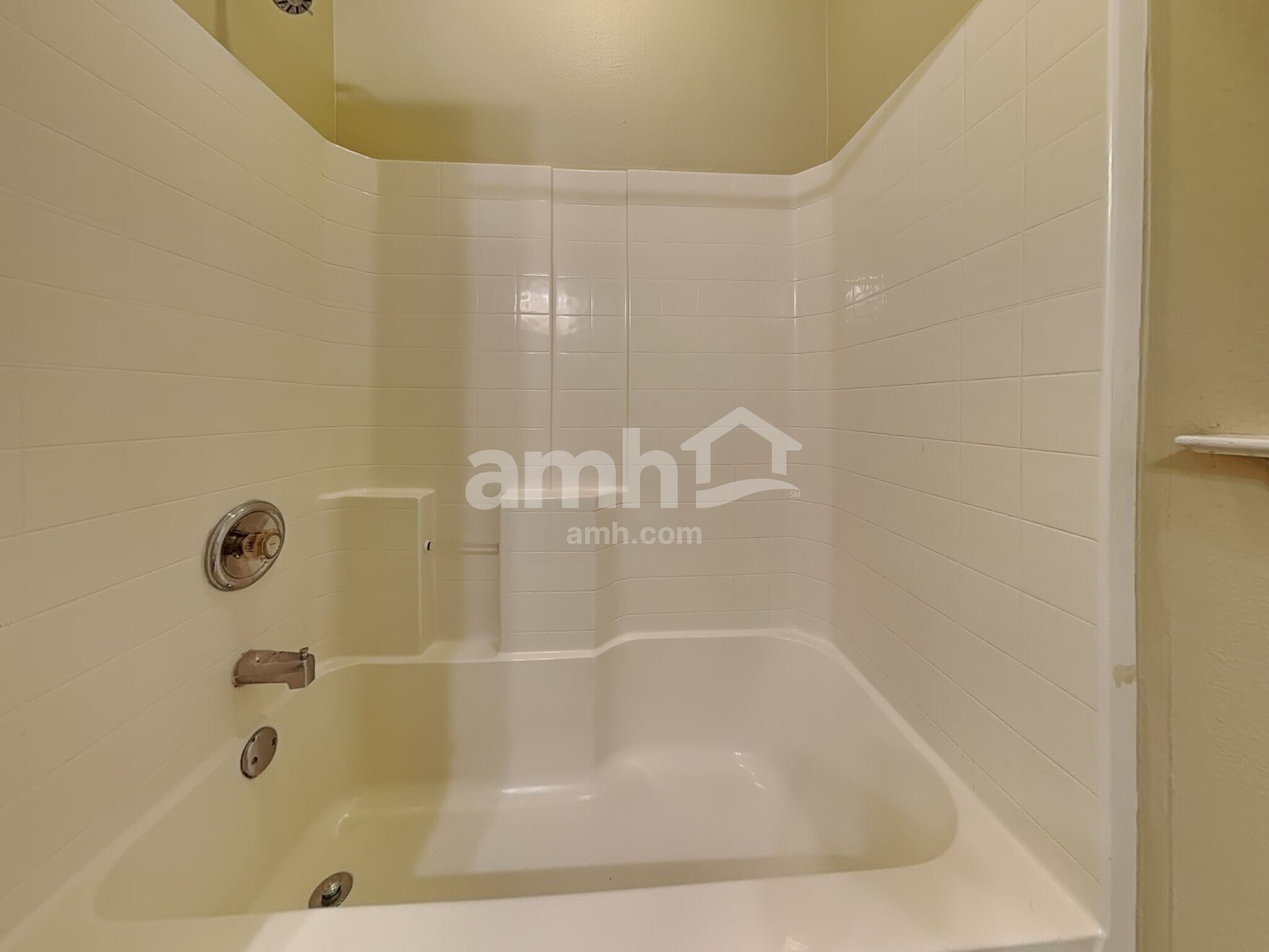 Building Photo - 201 Antigua Pl