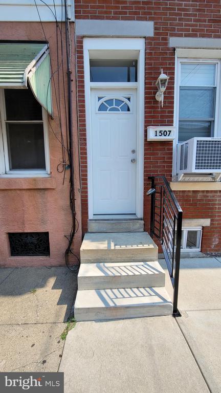Building Photo - 1507 S 8th St