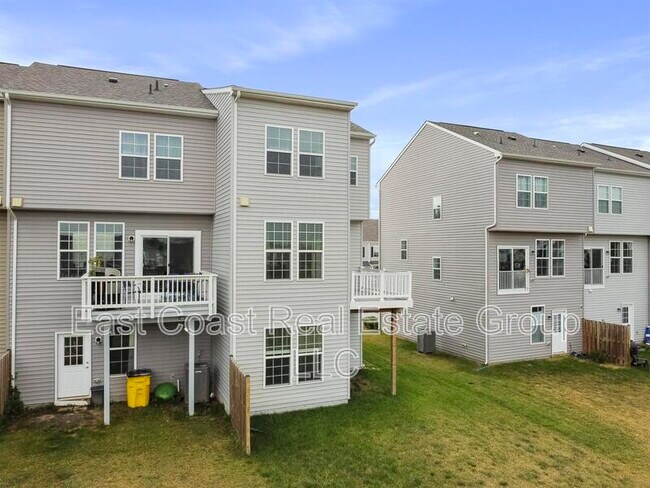 Building Photo - 51 Horace Ct