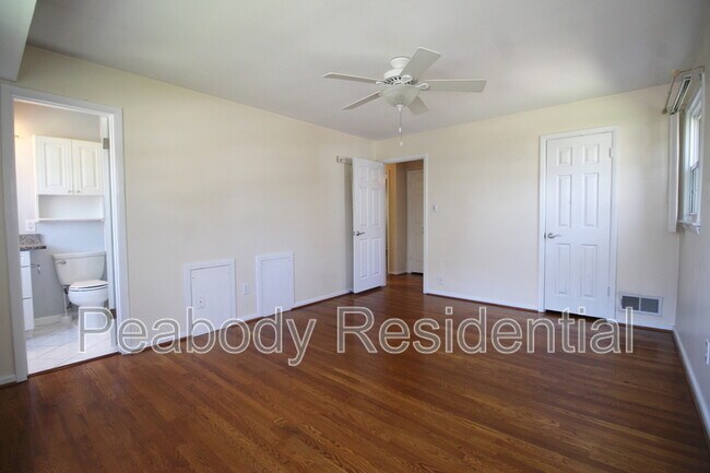 Building Photo - 8504 Wagon Wheel Rd