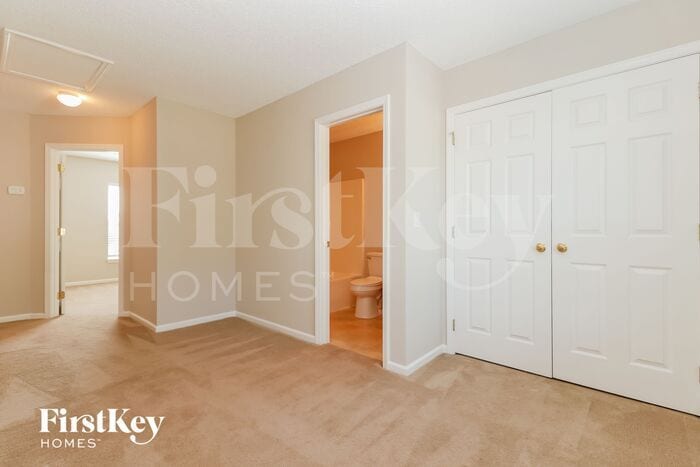 Building Photo - 110 Larkspur Dr