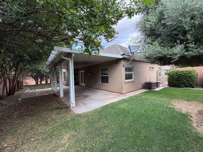 Building Photo - 135 Orchard Ln