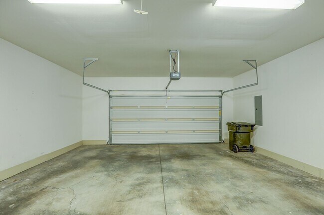 Building Photo - Cottages at Feathers Chapel