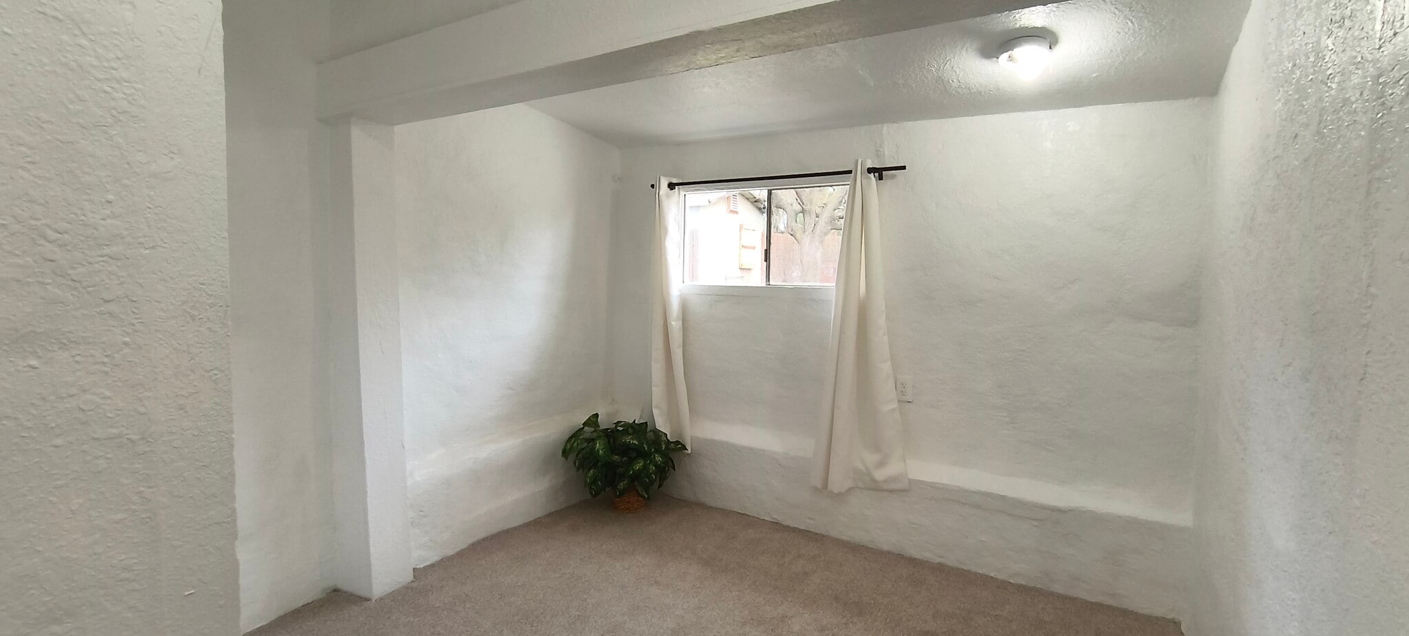 Building Photo - 1720 San Bernardino Ave