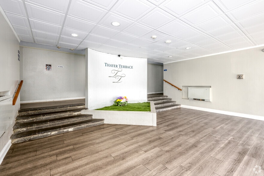 Lobby Photo - Thayer Terrace