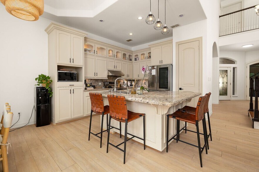 Building Photo - 3301 Santa Olivia St