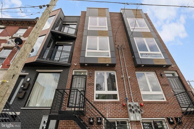 Building Photo - 2207 N Franklin St