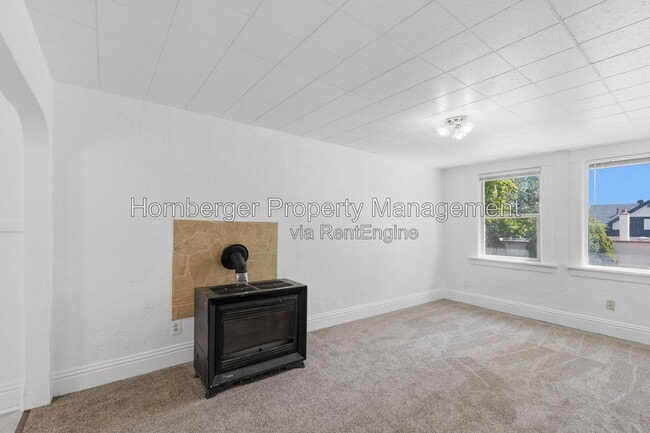 Building Photo - 1509 N Wall St