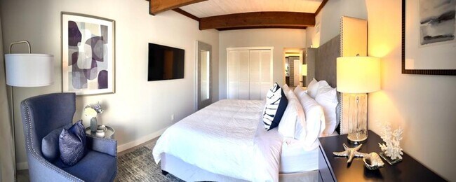 Building Photo - 605 Kensington Pl