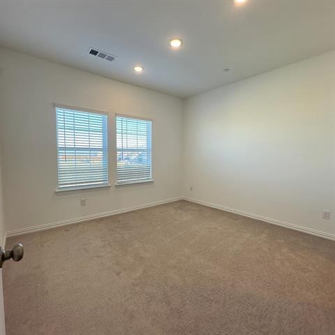 Building Photo - 9575 Speaker Dr