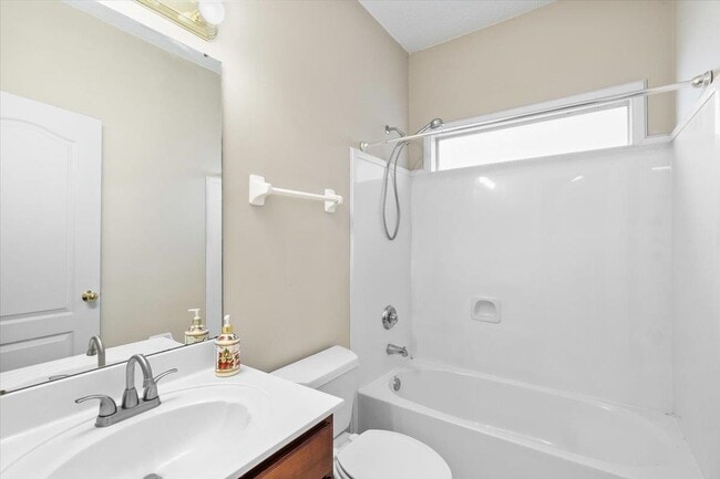 Building Photo - 9294 S Fairmont Cir