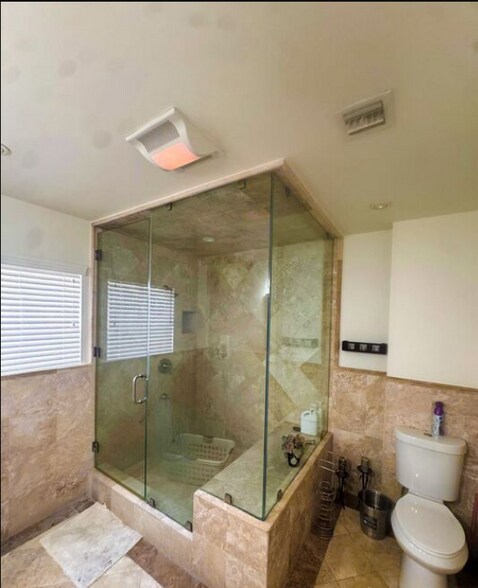 Building Photo - 4191 Angeles Vista Blvd