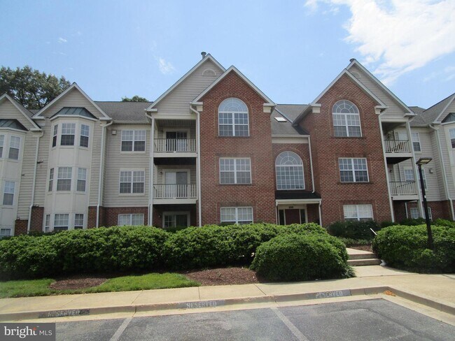 Building Photo - 6900 St Ignatius Dr