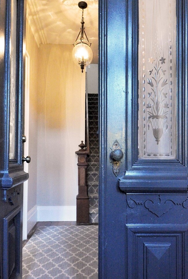 Building Photo - 148A Webster Ave