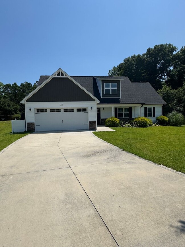 Primary Photo - Ranch Holly Ridge Home Available Now!