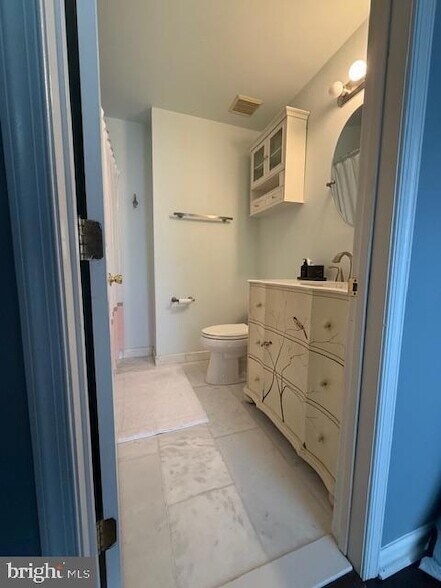 Building Photo - 83 Shelley Cir