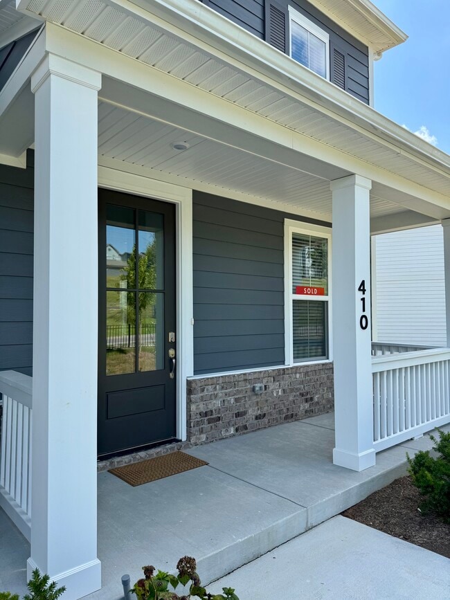 Building Photo - 410 Blair Rd