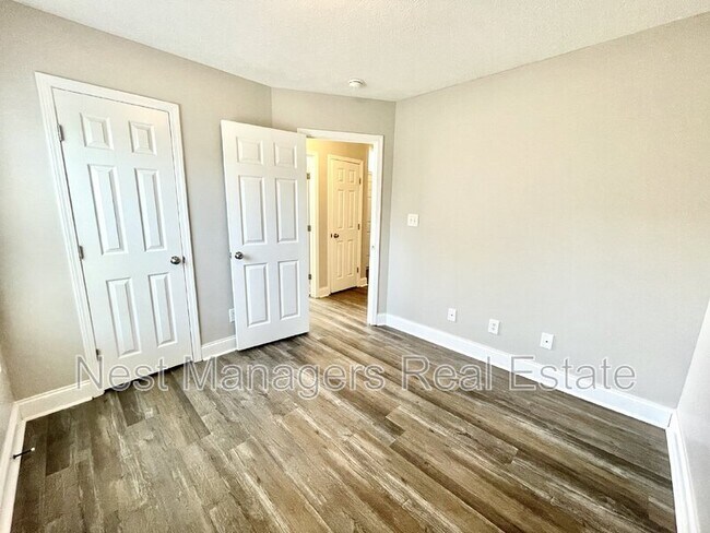 Building Photo - 315 Copper Creek Dr