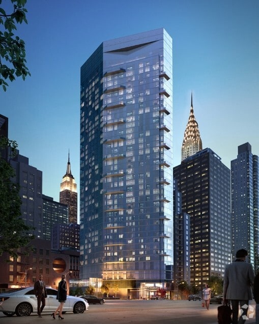 Building Photo - Summit