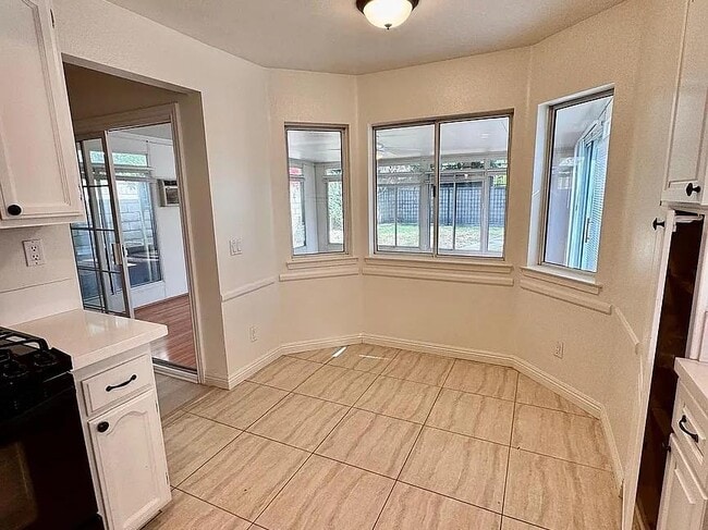 Building Photo - 5328 Natasha Ct