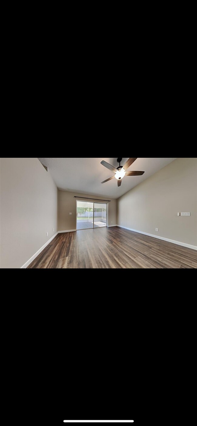 Building Photo - 30831 Midtown Ct