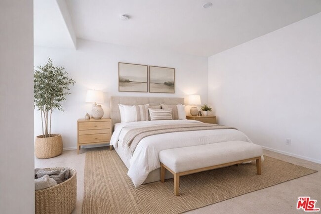 Building Photo - 15425 Antioch St