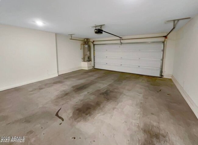 Building Photo - 8065 W Agora Ln