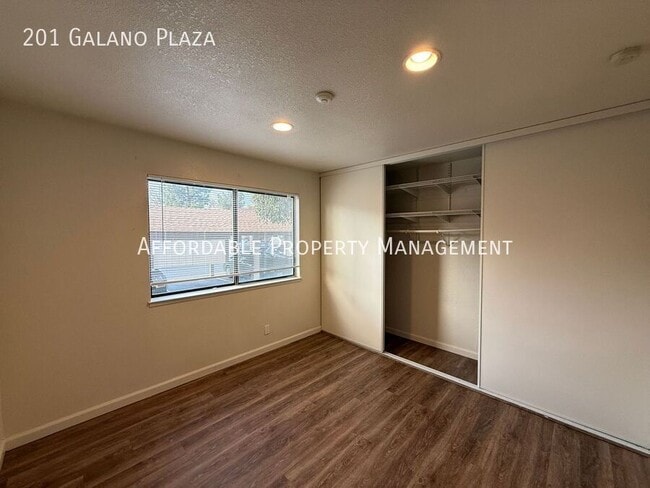 Building Photo - 201 Galano Plaza