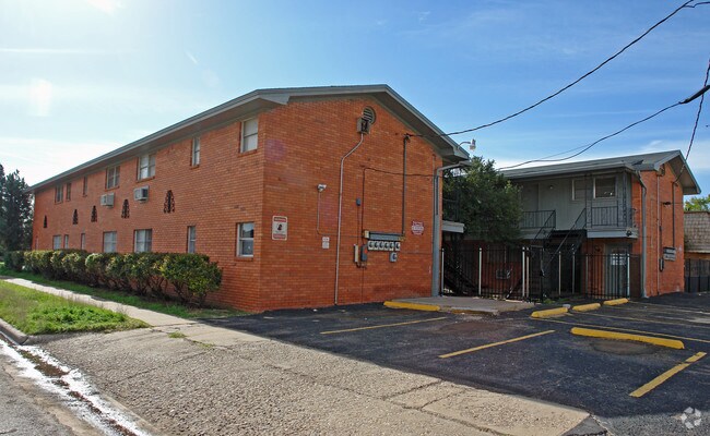 Building Photo - Melrose Park Apartments