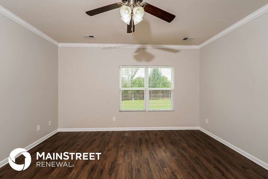 Building Photo - 5009 Bella Ct