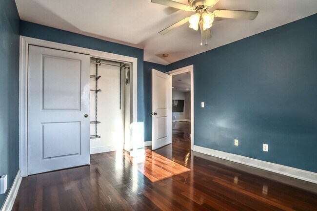 Building Photo - 1720 New York Ave