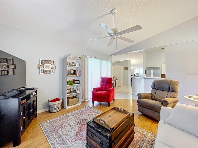 Building Photo - 26338 Glen Eagle Dr