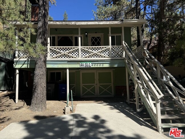 Building Photo - 42696 Cougar Rd
