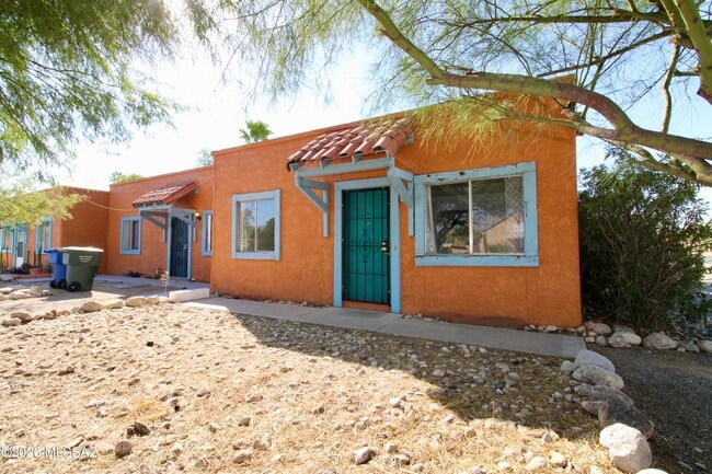 Building Photo - 4402 E Pima St