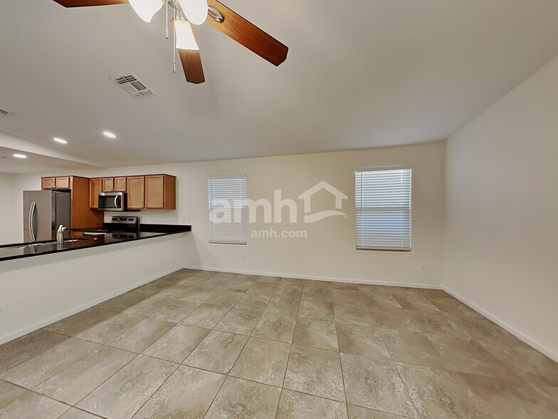 Building Photo - 3392 E Cowboy Cove Trail