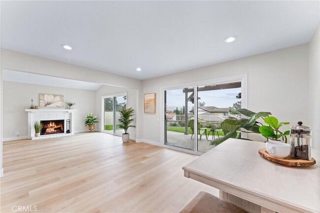 Building Photo - 3620 Sherwood Dr