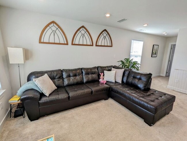 Building Photo - 3836 Knighton Cir